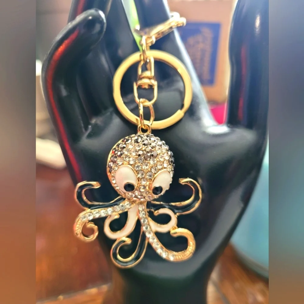 Gold and Black Octopus Keychain - Picture 2 of 4